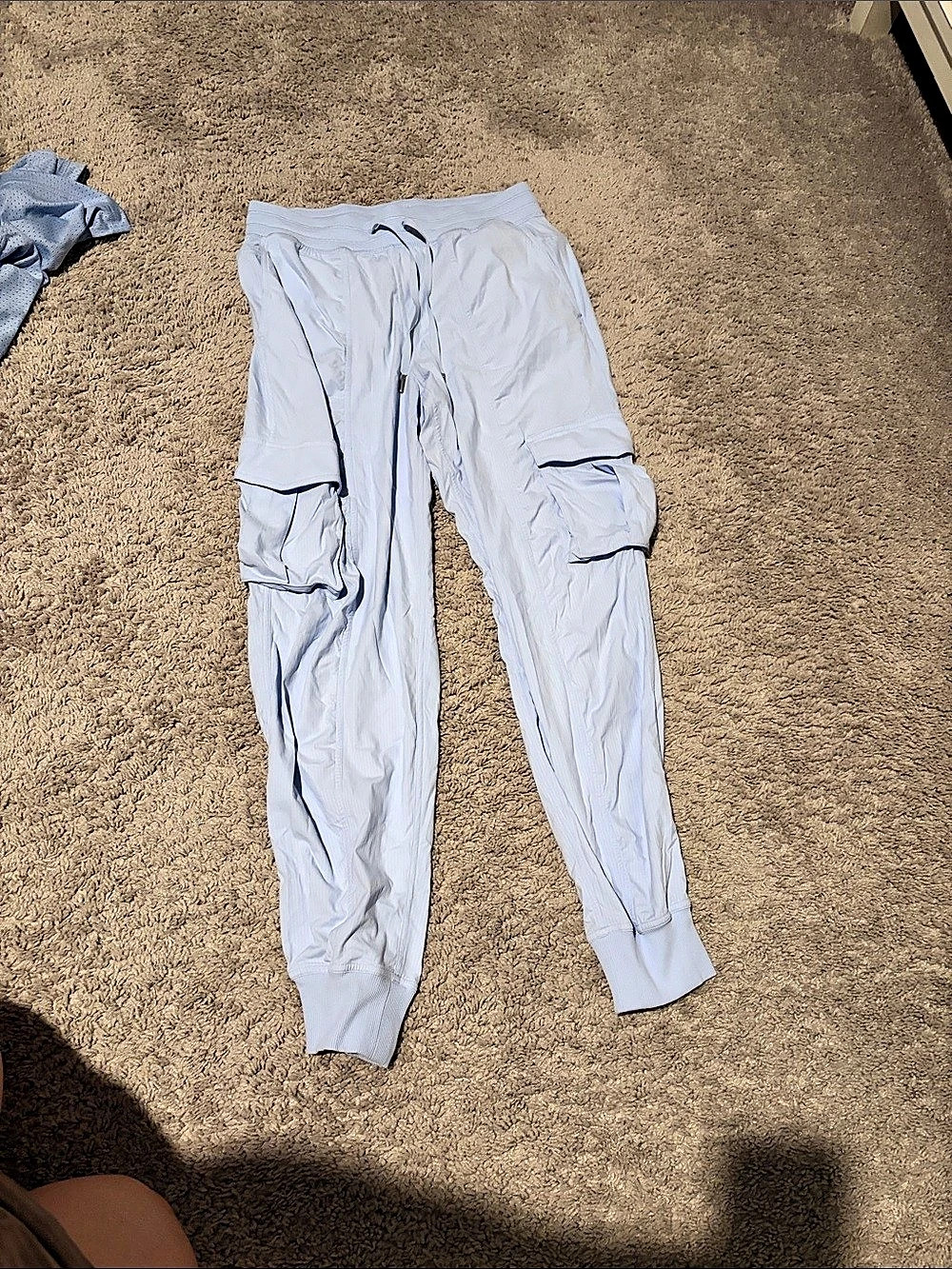 Lululemon cargo joggers women